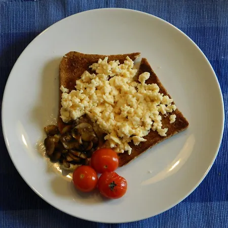 Trelawney House Bed & Breakfast 3*
